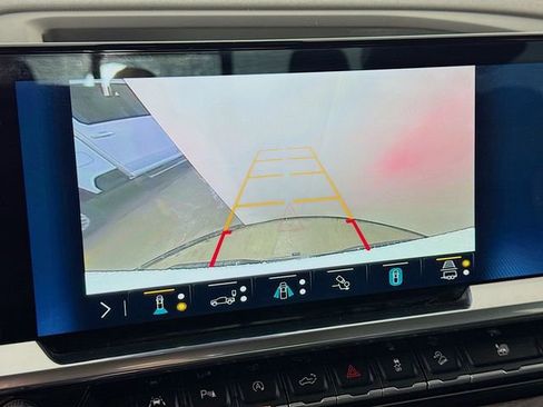 Used 2023 Chevrolet Silverado 1500 LTZ w/ LTZ Convenience Package II image 16