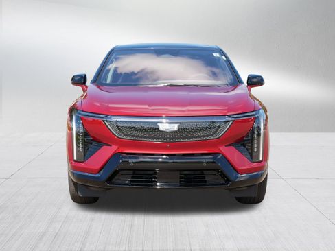 New 2025 Cadillac Optiq Sport 1 w/ LPO, Floor Liner Package image 2