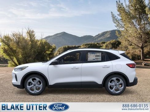 New 2026 Ford Escape ST-Line w/ Tech Pack #1 image 3