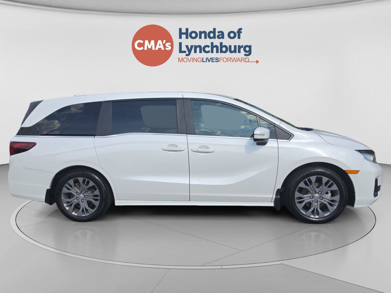 Used 2025 Honda Odyssey Touring image 6