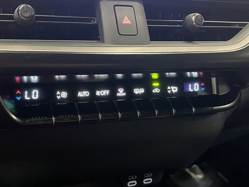 Certified 2025 Lexus UX 300h FWD image 20