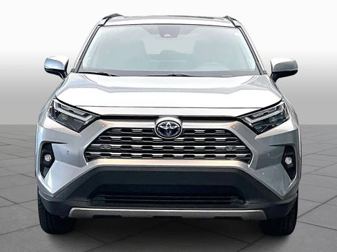 Used 2023 Toyota RAV4 Limited image 4
