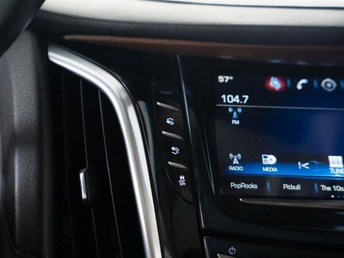 Used 2020 Cadillac Escalade ESV Premium Luxury image 22