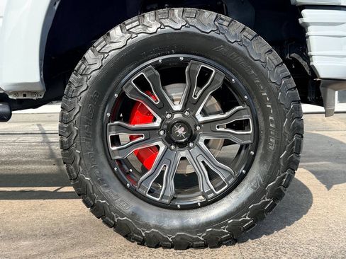 Used 2022 Ford F150 XLT w/ Equipment Group 302A High AWD/4WD image 14