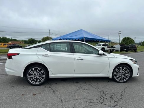 Certified 2023 Nissan Altima 2.5 SL AWD/4WD image 6