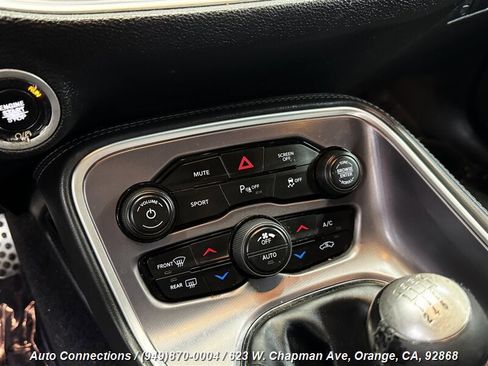 Used 2019 Dodge Challenger R/T image 14
