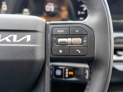 New 2027 Kia Telluride S image 22