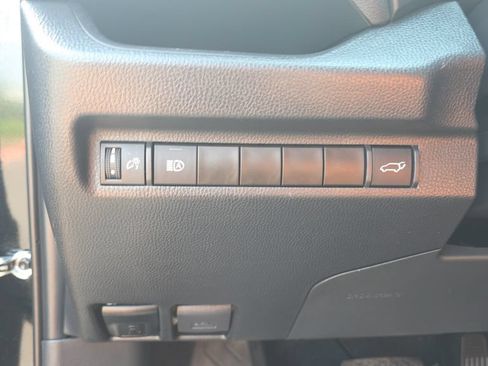 Used 2024 Toyota RAV4 XLE w/ Convenience Package FWD image 13