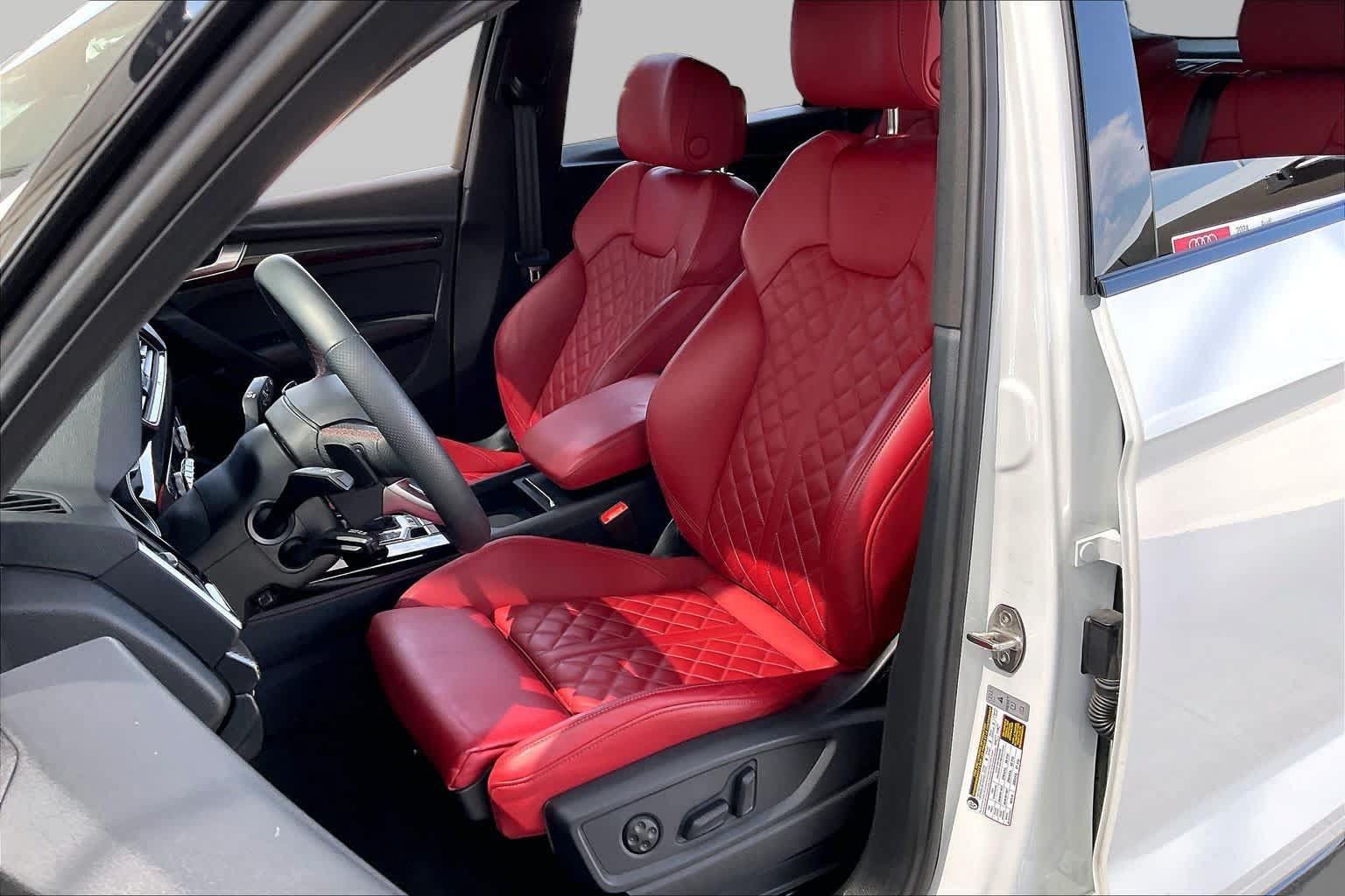 Used 2024 Audi SQ5 Prestige w/ Prestige Package AWD/4WD image 8