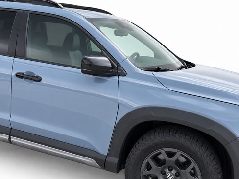 Used 2023 Honda Pilot TrailSport image 5