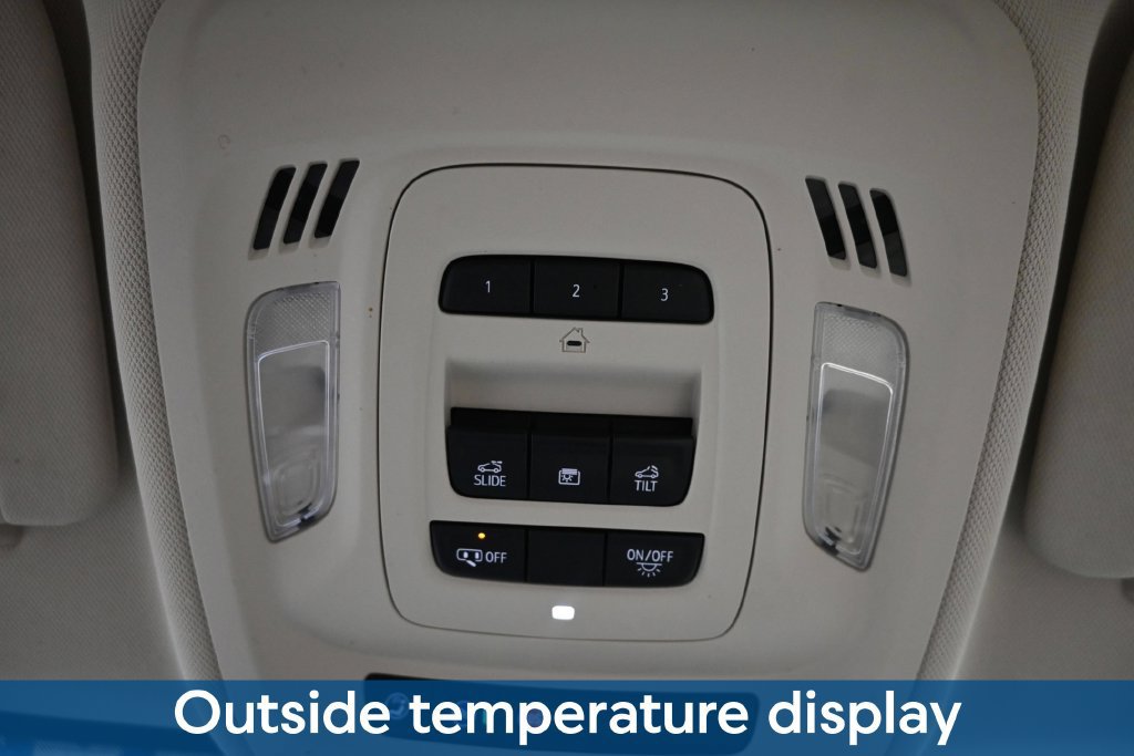 Used 2022 Buick Envision Avenir w/ Technology Package II AWD/4WD image 20