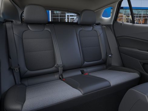 New 2026 Chevrolet Trax LT w/ LT Convenience Package FWD image 41