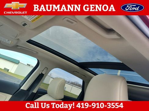 Used 2023 Ford Edge Titanium w/ Class II Trailer Tow Package AWD/4WD image 22