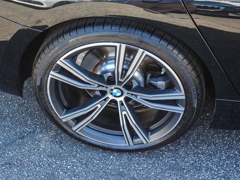 Certified 2023 BMW 330i Sedan w/ Premium Package RWD image 8