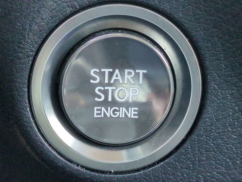 Used 2020 Lexus RX 350L FWD w/ Premium Package image 31