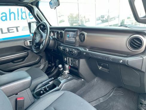Used 2020 Jeep Wrangler Unlimited Sport S AWD/4WD image 27