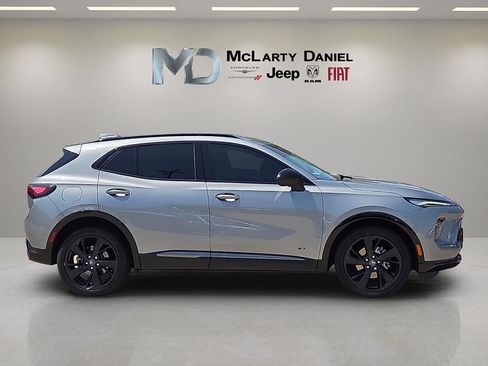 Used 2024 Buick Envision Sport Touring AWD/4WD image 6