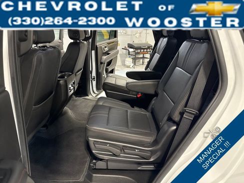 Used 2022 Chevrolet Tahoe RST w/ Luxury Package image 16
