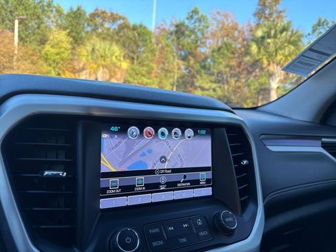 Used 2019 GMC Acadia SLT image 27