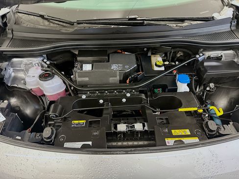 Used 2023 Volkswagen ID.4 Pro image 34