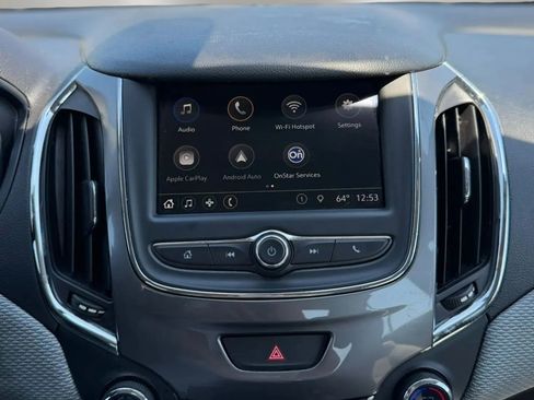 Used 2019 Chevrolet Cruze LT w/ Convenience Package FWD image 12