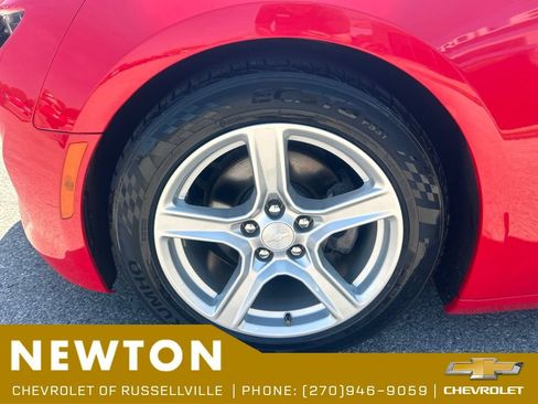 Used 2020 Chevrolet Camaro LT RWD image 35