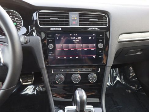 Used 2020 Volkswagen GTI SE FWD image 30