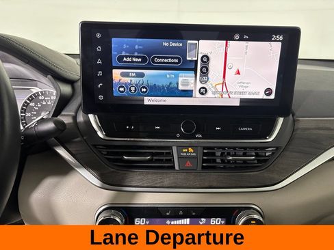 Used 2023 Nissan Altima 2.5 SL FWD image 19