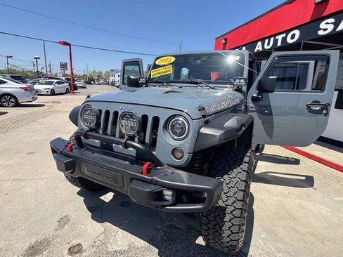 Used 2015 Jeep Wrangler Unlimited Rubicon AWD/4WD image 26