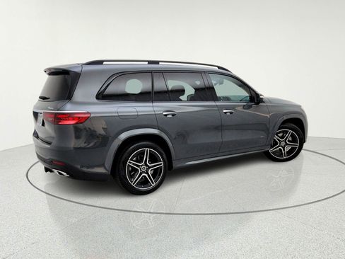 New 2026 Mercedes-Benz GLS 450 4MATIC image 9