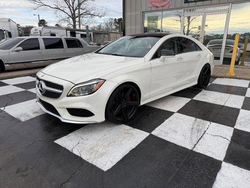 Used 2015 Mercedes-Benz CLS 400 image 2
