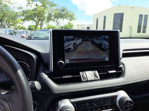 Used 2024 Toyota RAV4 XLE Premium image 22