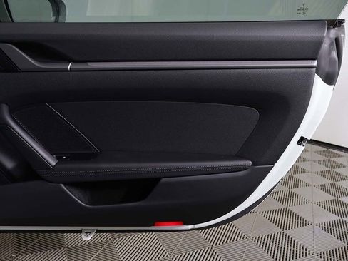Used 2024 Porsche 911 Carrera S RWD image 18
