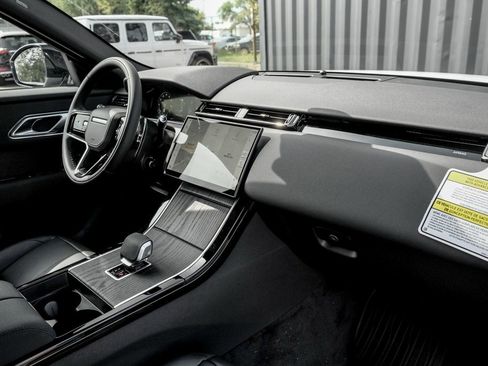 New 2026 Land Rover Range Rover Velar S image 21