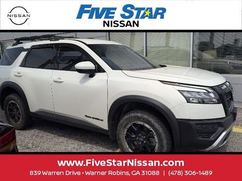 Used 2023 Nissan Pathfinder Rock Creek AWD/4WD image 3