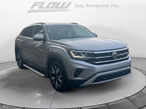 Used 2021 Volkswagen Atlas Cross Sport SE image 1