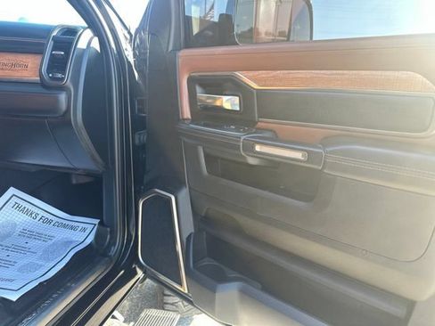 Used 2022 RAM 2500 Limited w/ Off Road Package AWD/4WD image 11