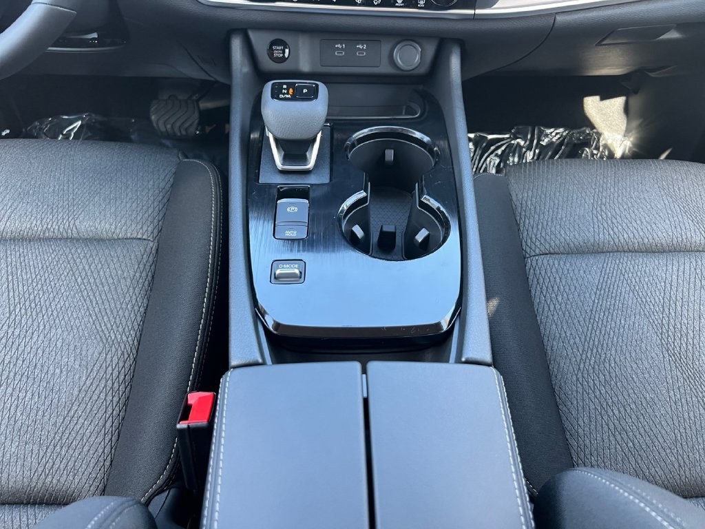 New 2026 Nissan Rogue SV w/ Cold Weather Package FWD image 12