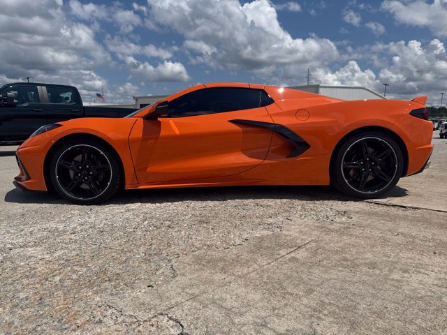 Used 2022 Chevrolet Corvette Stingray Preferred Conv w/ Z51 Performance Package RWD image 2