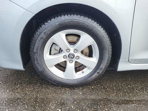 Used 2019 Toyota Sienna LE image 10