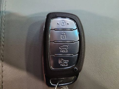 Used 2019 Hyundai Tucson Value w/ Cargo Package AWD/4WD image 32
