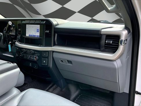 Used 2023 Ford F350 XL w/ 360-Degree Camera Package AWD/4WD image 14