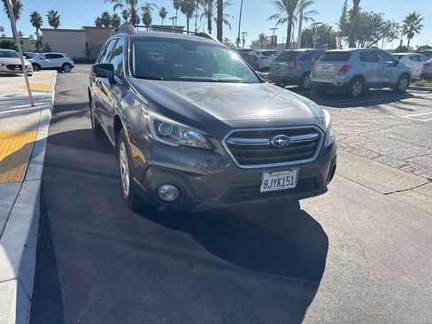 Used 2019 Subaru Outback 2.5i Premium image 34
