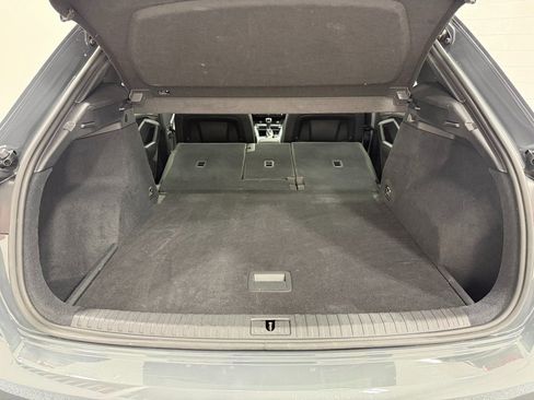 Used 2020 Audi Q3 2.0T Premium w/ Convenience Package image 48