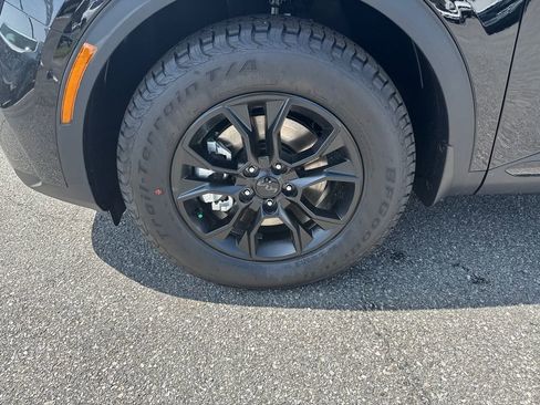 New 2025 Kia Sportage X-Pro Prestige image 11