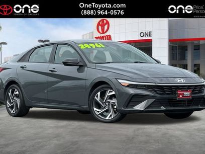 Used 2025 Hyundai Elantra SEL