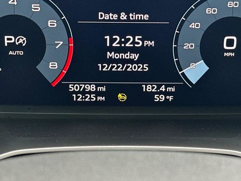 Used 2022 Audi Q3 2.0T Premium image 25