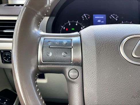 Used 2016 Lexus GX 460 w/ Premium Package AWD/4WD image 23