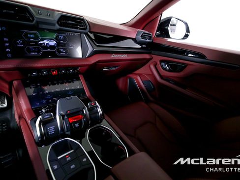 Used 2025 Lamborghini Urus S AWD/4WD image 15