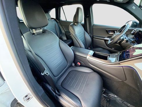 Used 2025 Mercedes-Benz GLC 43 AMG 4MATIC image 14
